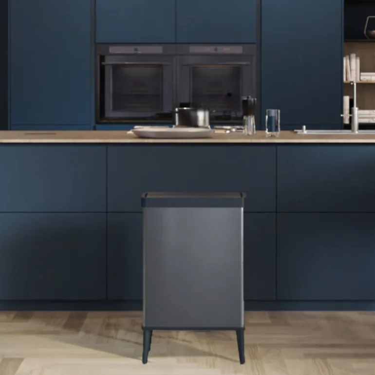 Curver prullenbak Verto - grijs/zwart - 54 liter