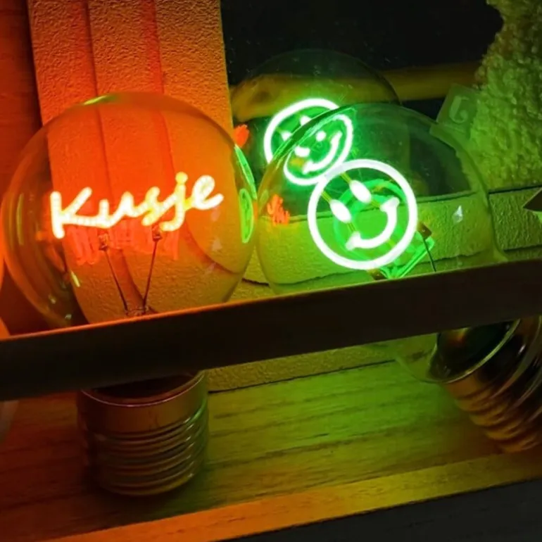 Ledlampje kusje - oranje - ø7x12 cm