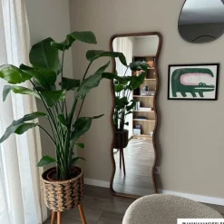 Spiegel XL met golfrand - bruin - 165x50 cm