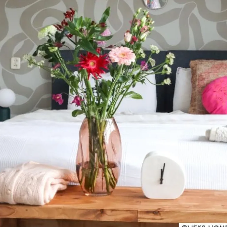 Tafelklok - crème - 15x14x5 cm